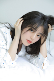黑色丝袜小舞被躁翻了